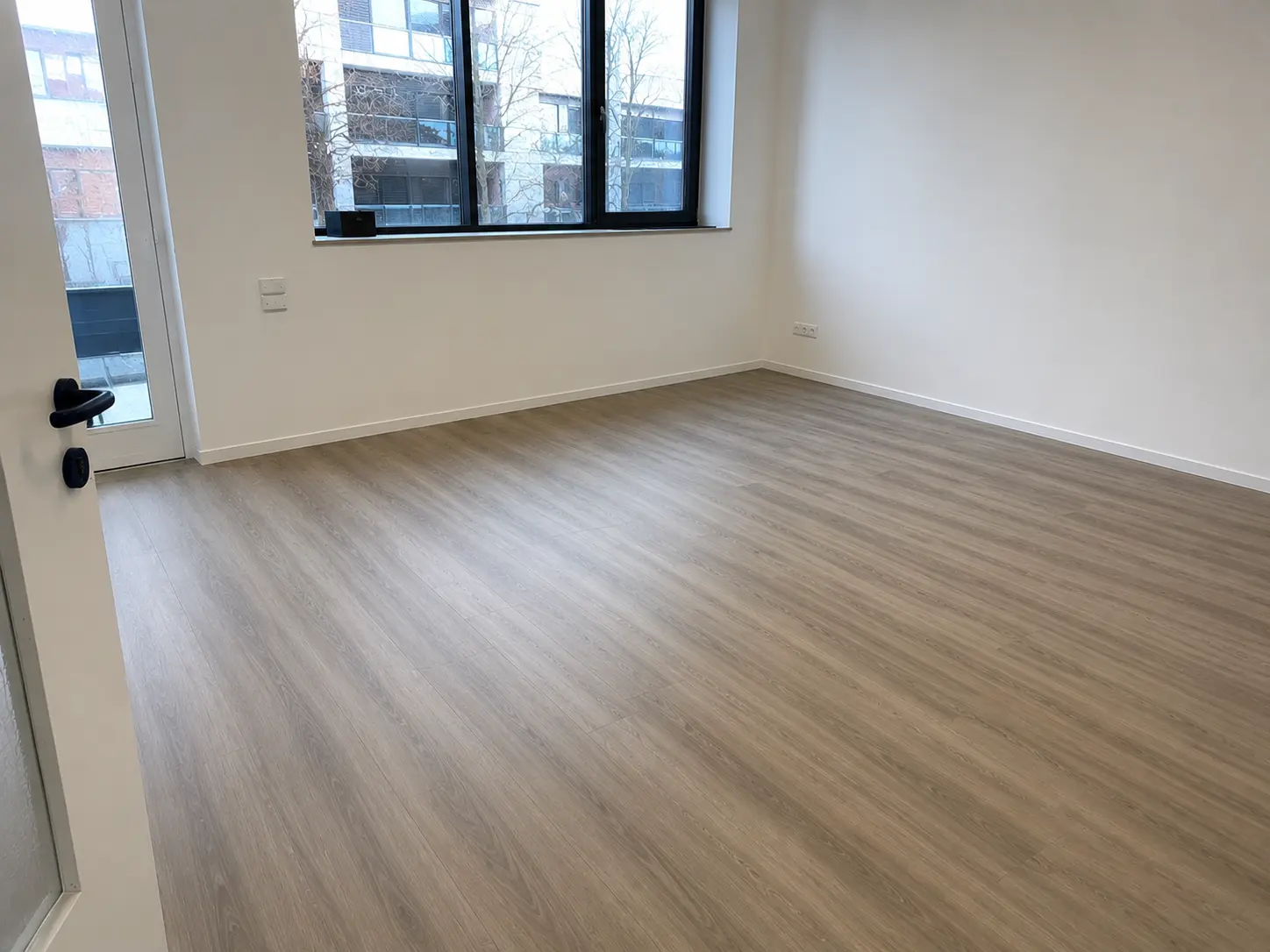 Bauschlussreinigung vor der Übergabe eines Gewerbeobjekts durch pureco in Leipzig